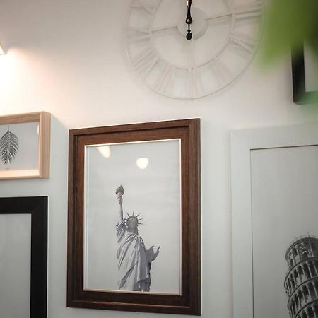 Hongdae 4Bed Room House ソウル特別市 エクステリア 写真
