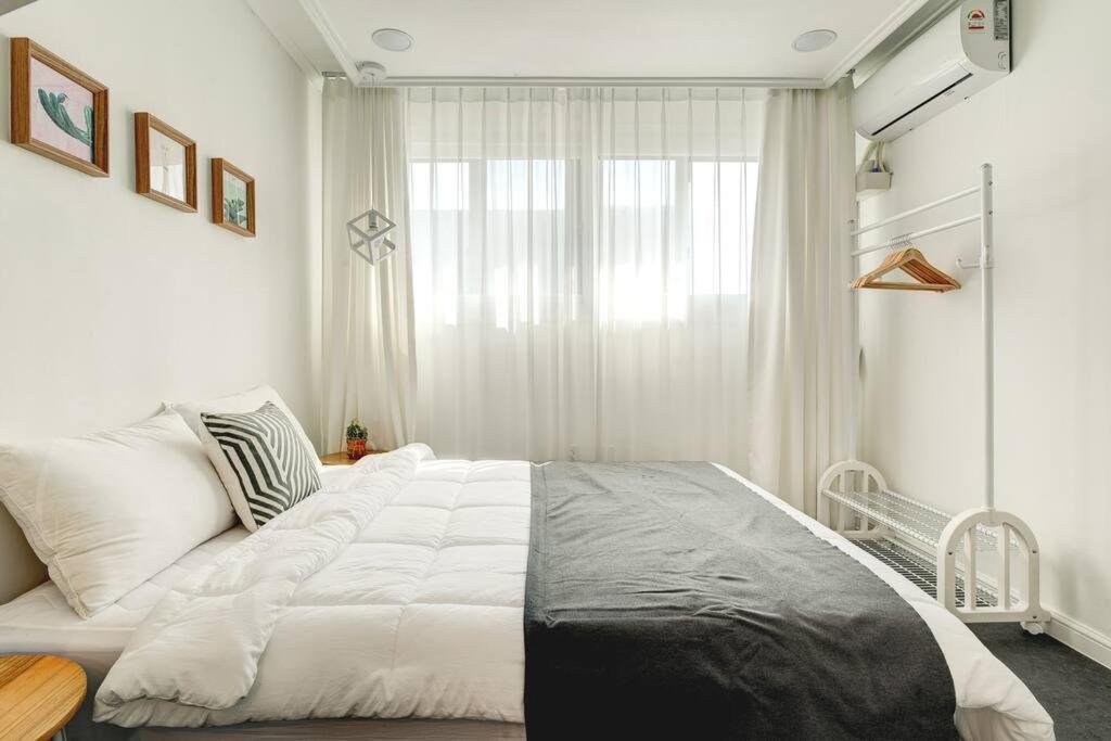 Hongdae 4Bed Room House ソウル特別市 エクステリア 写真