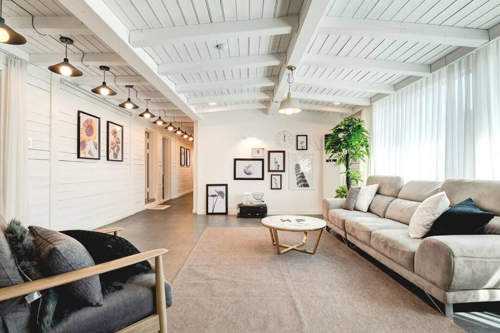 Hongdae 4Bed Room House ソウル特別市 エクステリア 写真