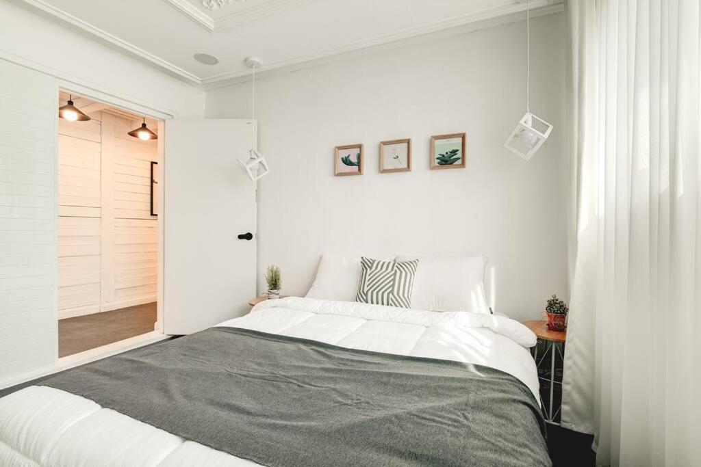 Hongdae 4Bed Room House ソウル特別市 エクステリア 写真
